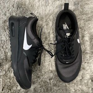 Nike Air Max Thea Women’s